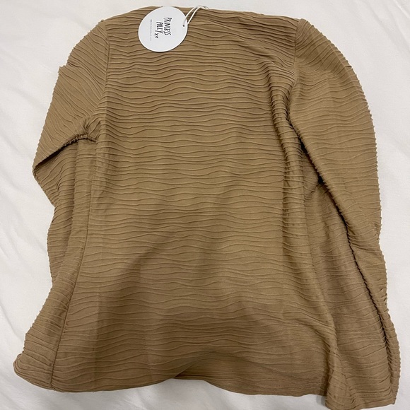 Princess polly top - Picture 3 of 3